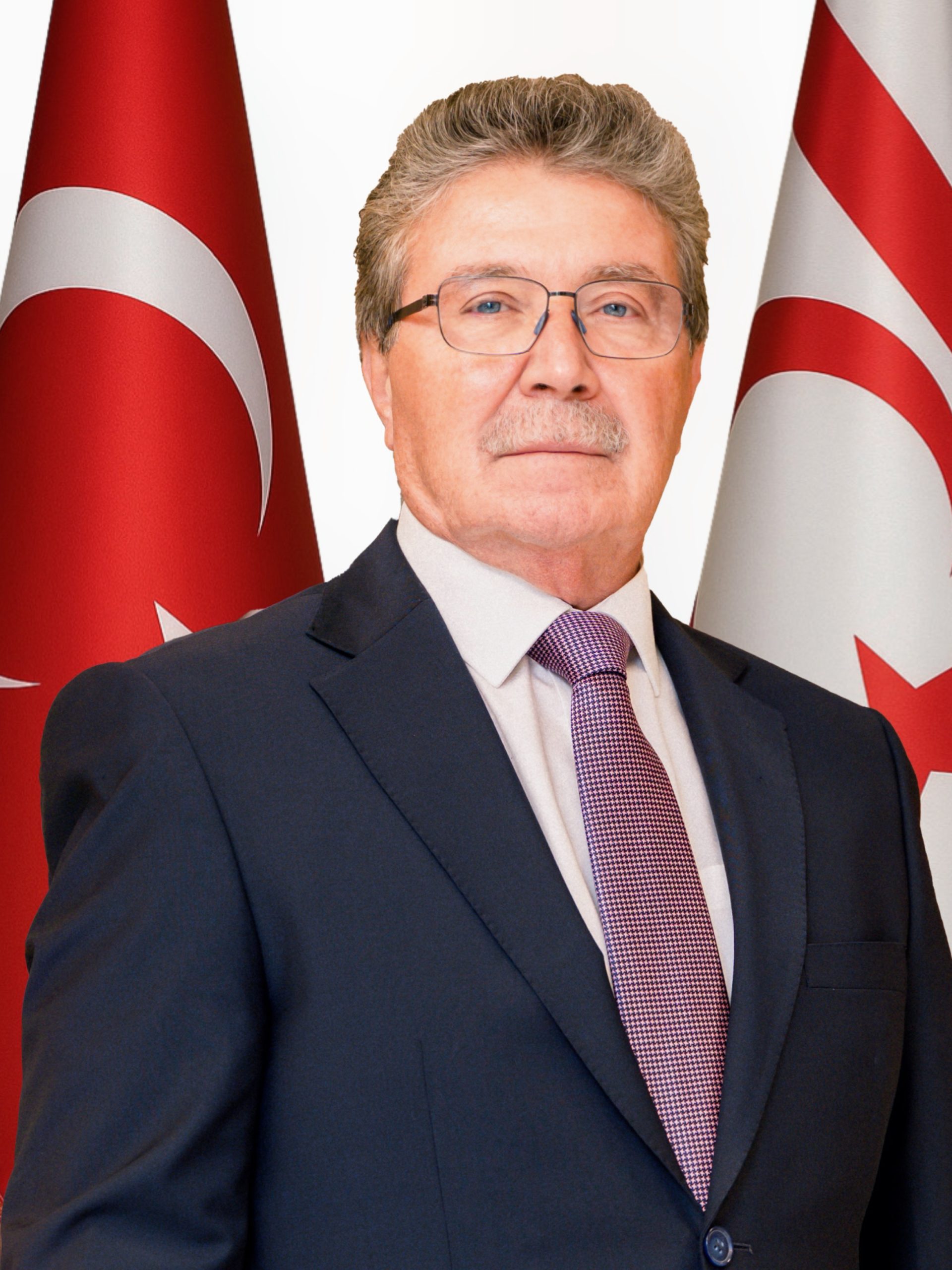 Dt. Ünal Üstel